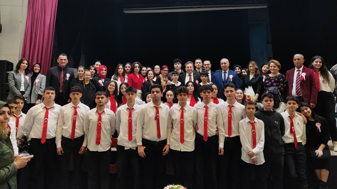 Tüpraş Lisesinden muhteşem tören